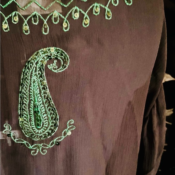 Gorgeous 100% silk embordered and sequins tunic - Picture 3 of 7